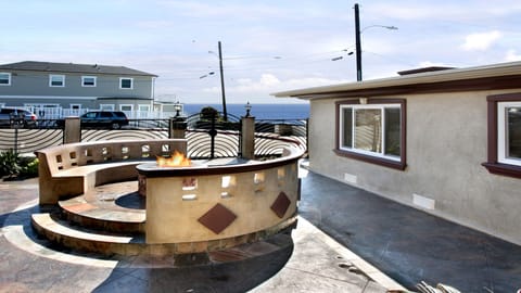 Courtyard with circular fire-pit