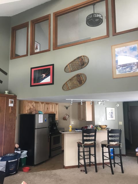 Spacious living room