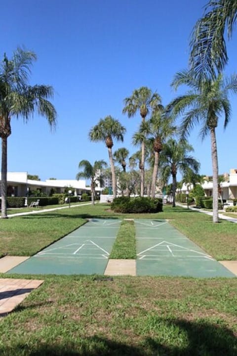 Jamaica Royale Unit 109 (149)