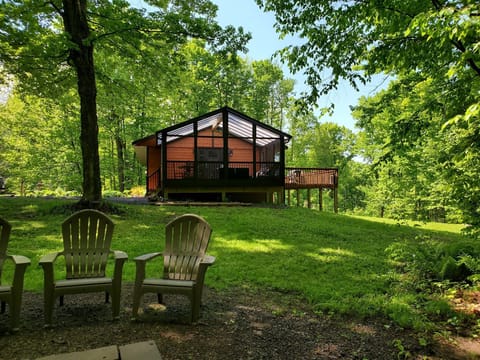 Tranquil Lakefront Retreat, Private Beach, Kayaks on 13 Wooded Acres Cabin in Wisconsin