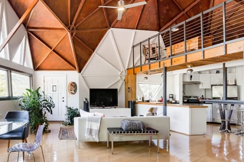 A wider view showing the amazing wood panels above and around you