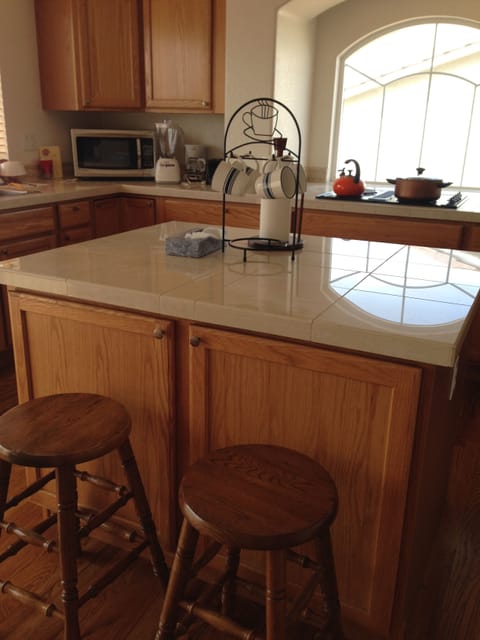 Kitchen island