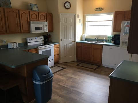 Fully stocked kitchen 