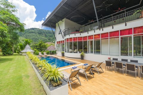 Front Villa