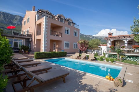 view from south to the north on mountines