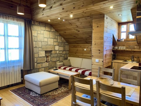 Family Suite in
Chalet Kolasin
Montenegro
