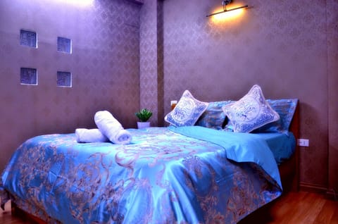 Comfy bedroom