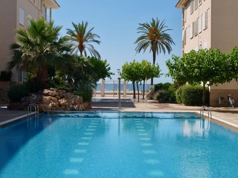  Views from the house - Residential area on the beach frontline
