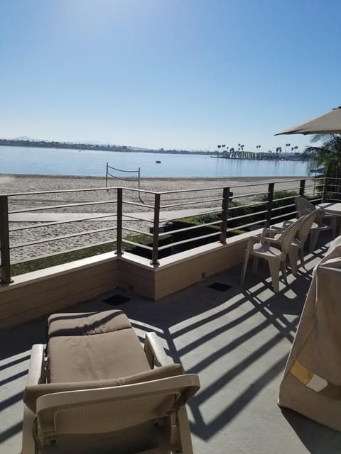 Front deck with barbeque