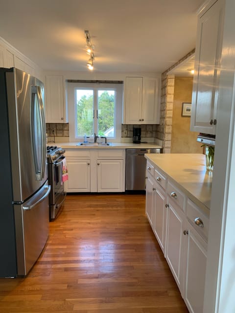 Updated kitchen all new stainless steel appliances 