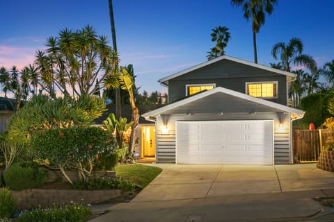 The Blue Lagoon House aka Casa Laguna Azul
