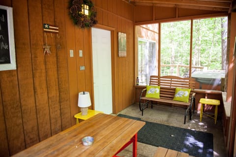 SOUTHERN ILLINOIS CABINS 