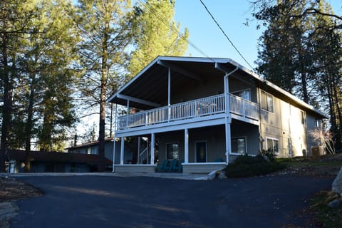 Bright, welcoming, comfortable home ready for your stay!