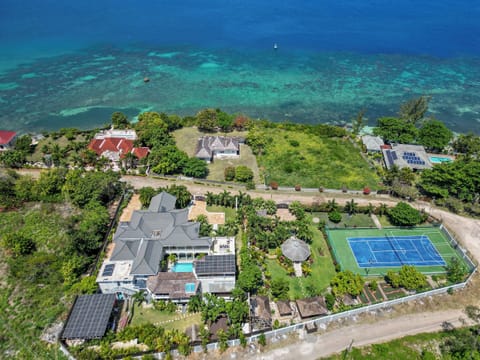 Mais Oui Villa - More than just a house to rent