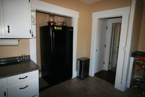 Kitchen - Plenty of Cabinets and Counter Space