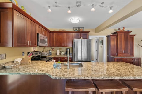 Breakfast bar / cocktail bar!