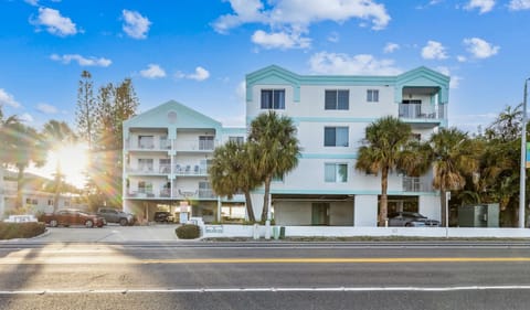 Beautiful West Coast Vista overlooking the Gulf of Mexico