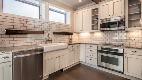 Kitchen in basement for mother-in-law apt. full fridge, oven, micro and dishwash