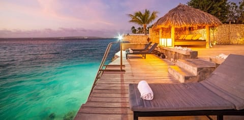 front row Caribbean Sea