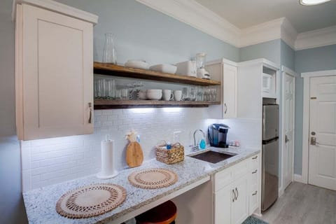 Kitchenette with seating area