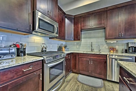 gas stove.  We supply coffee pot, crock pot and many extras for the chef