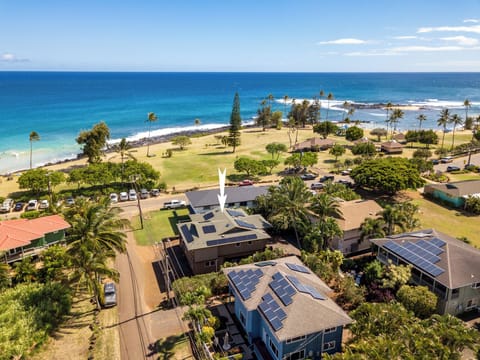 Great location, closest rental house  Poipu Beach, walk to resturants, Puka Dog!
