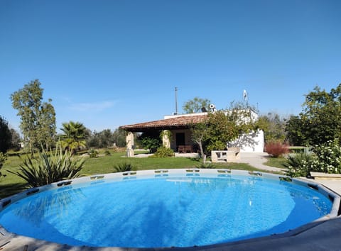 Unshared swimming pool, June-Sep, with view of villa