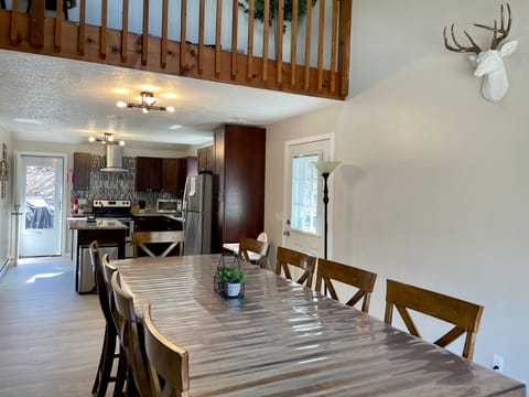 Dining table seats 10 comfortably