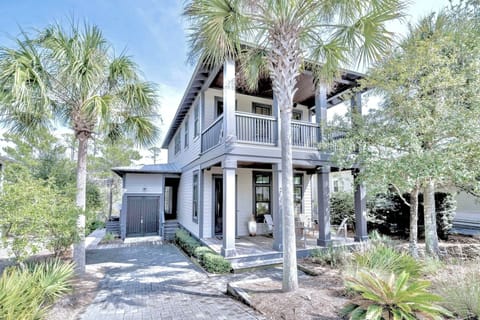 Inviting porches for relaxing and unwinding