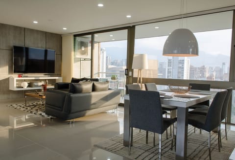 Enjoy in style the gorgeous views of the city and your new 70 inch 4kTV & cable 