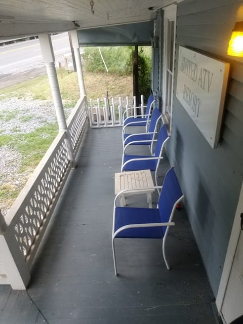 I sit, you sit, we sit