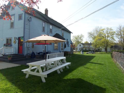 Private yard, picnic tables, umbrella table,  Charcoal Grill