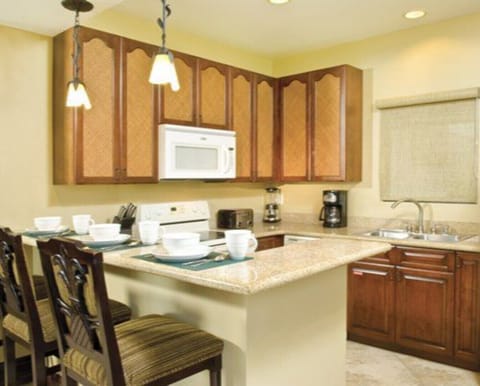 The kitchen arrangement is so perfect for those times when you want to eat in!