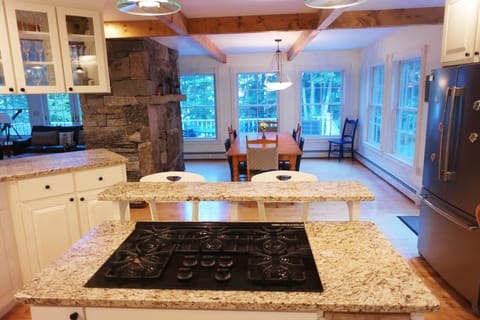 Gas cooktop. Open to breakfast and family room.