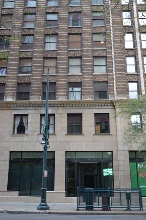 Great downtown location!  Clean and updated! 