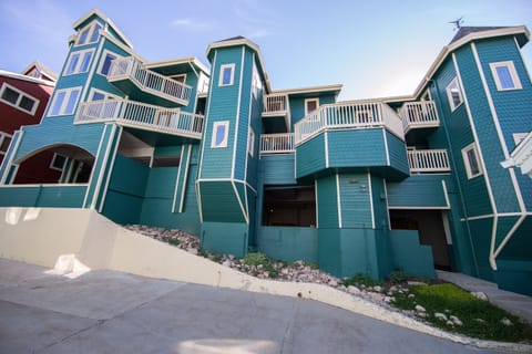 View of Front of Condo