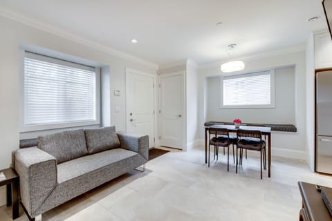 living room, dining room