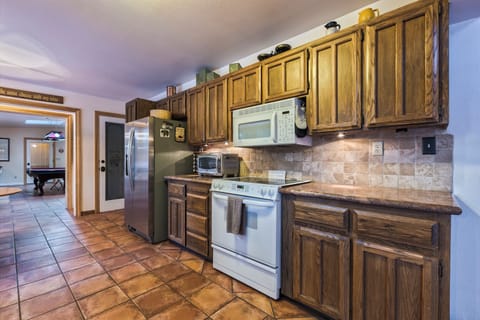 Clean and functional appliances