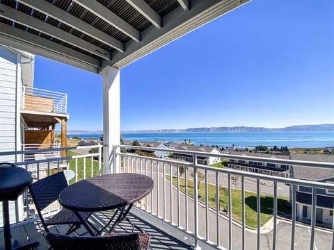 Main Level deck and view