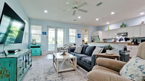 Spacious Living room