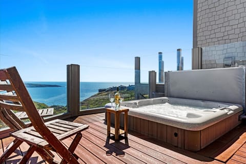 This easy to get into hot tub has an amazing view!