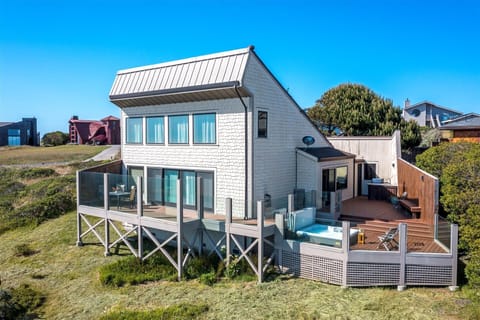 This beautiful vacation home is your perfect Beach Nest