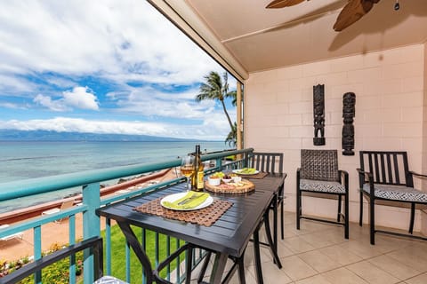 Ocean dining right on the water
