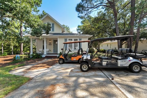 1297 Laurel Way