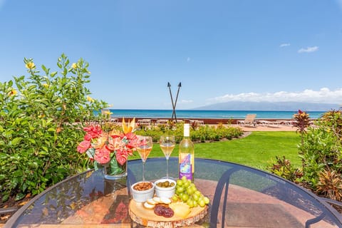 Oceanfront condo West Maui