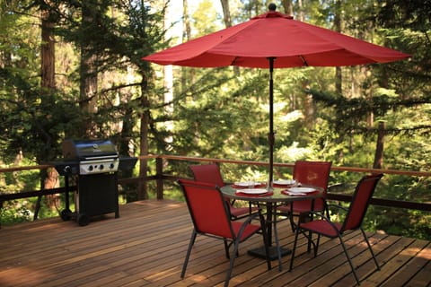 Deck has a BBQ and patio seating, perfect for nice weather. - Deck has a BBQ and patio seating, perfect for nice weather.