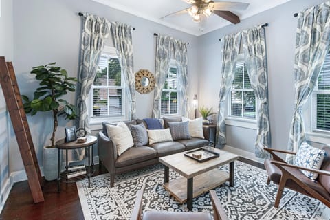 Welcome to Southern Charm!