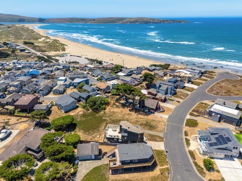 And a 3 minute drive to the beach