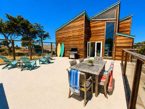 This back deck has plenty of room for everyone!