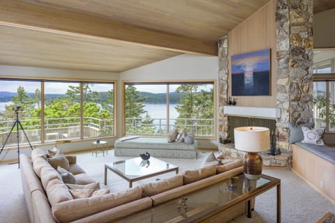 349 Morley Dr - Orcas Island Washington - 17